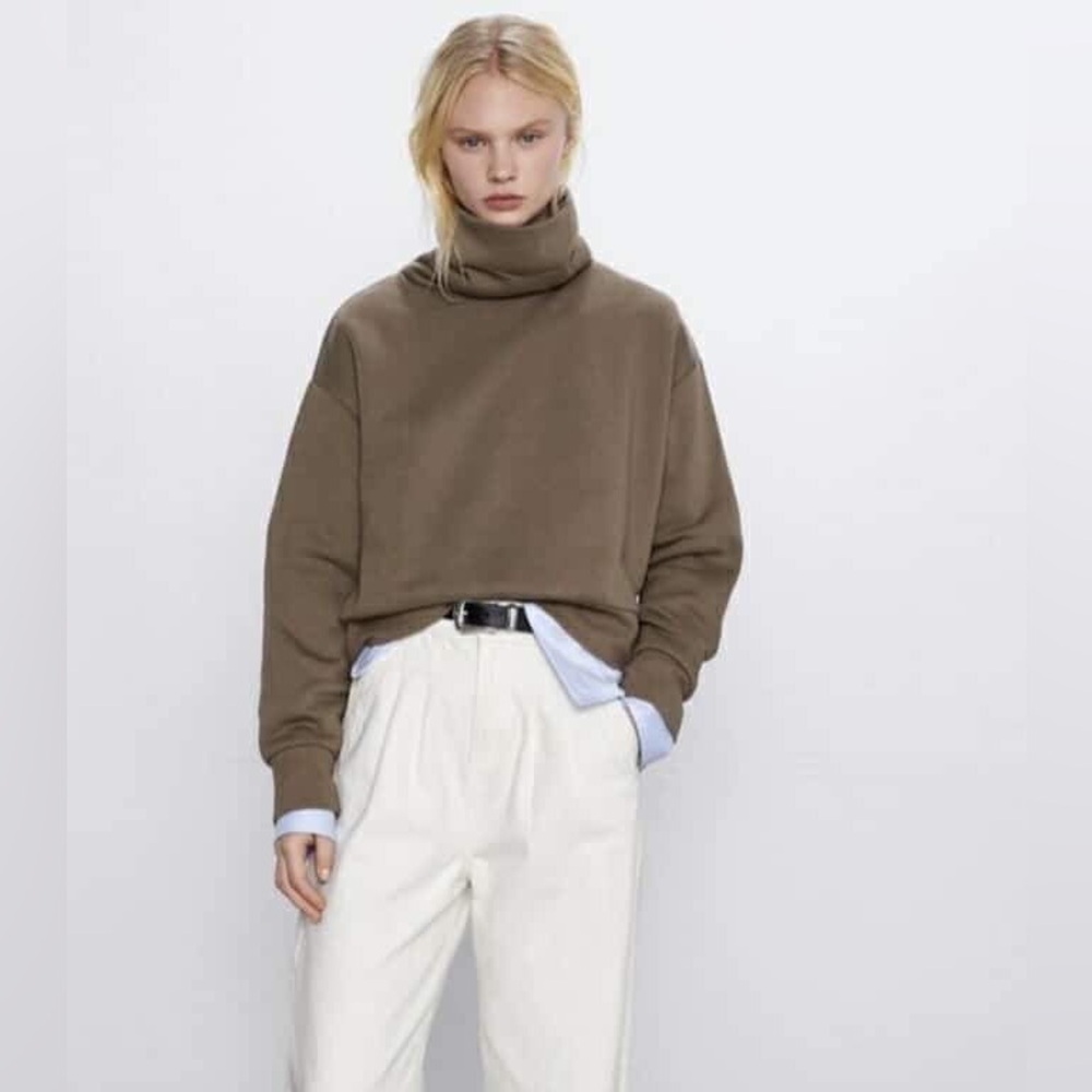 ZARA high-collared cropped sweatshirt